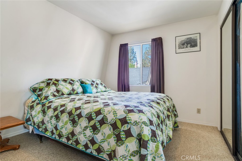 833 Angeles Property Photo 15