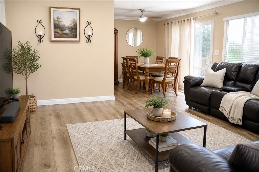 4562 Toledo Property Photo 4