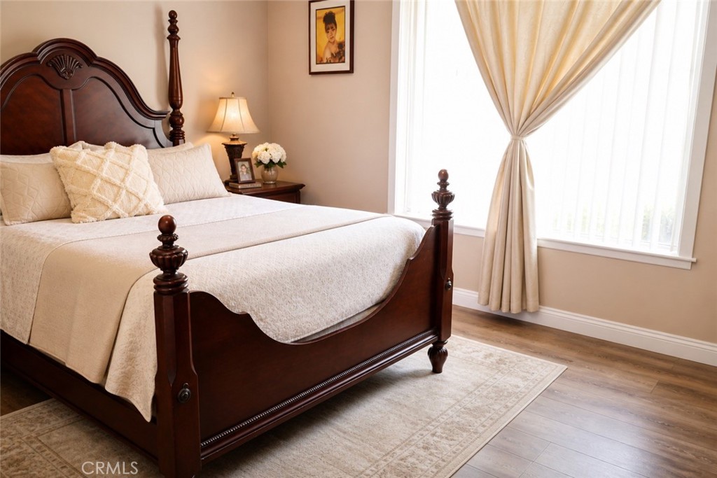 4562 Toledo Property Photo 7
