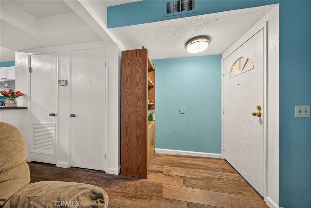 2265 Bradford Avenue 511 Property Photo 2