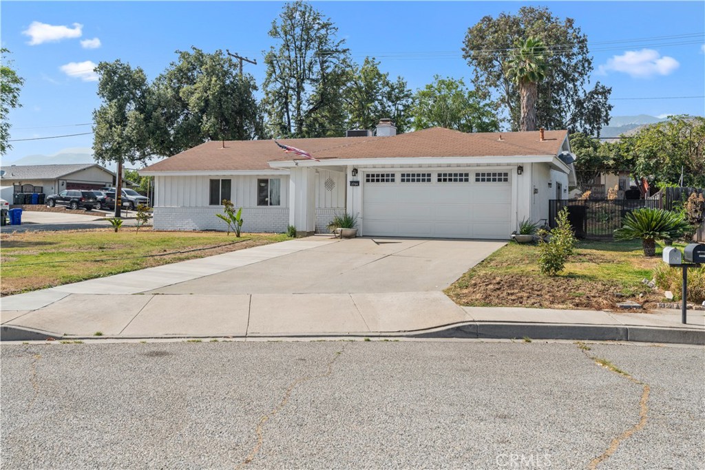 2764 Mirada Property Photo 3