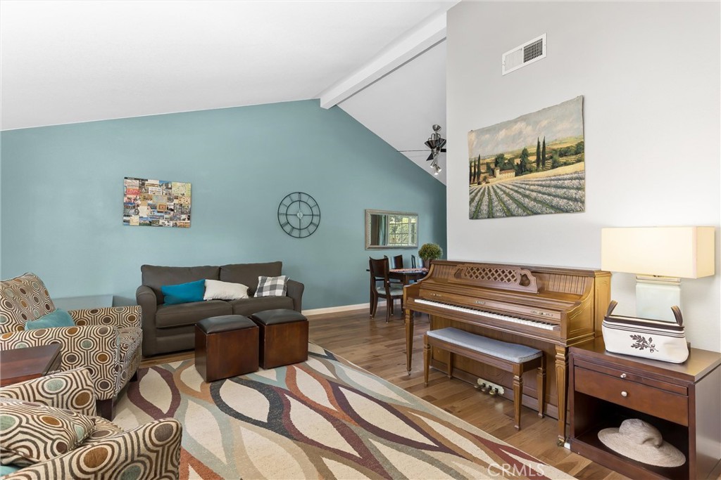 137 Channing Street Property Photo 4