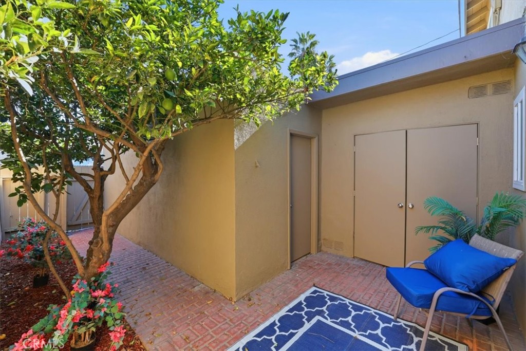 13656 Red Hill Property Photo 23
