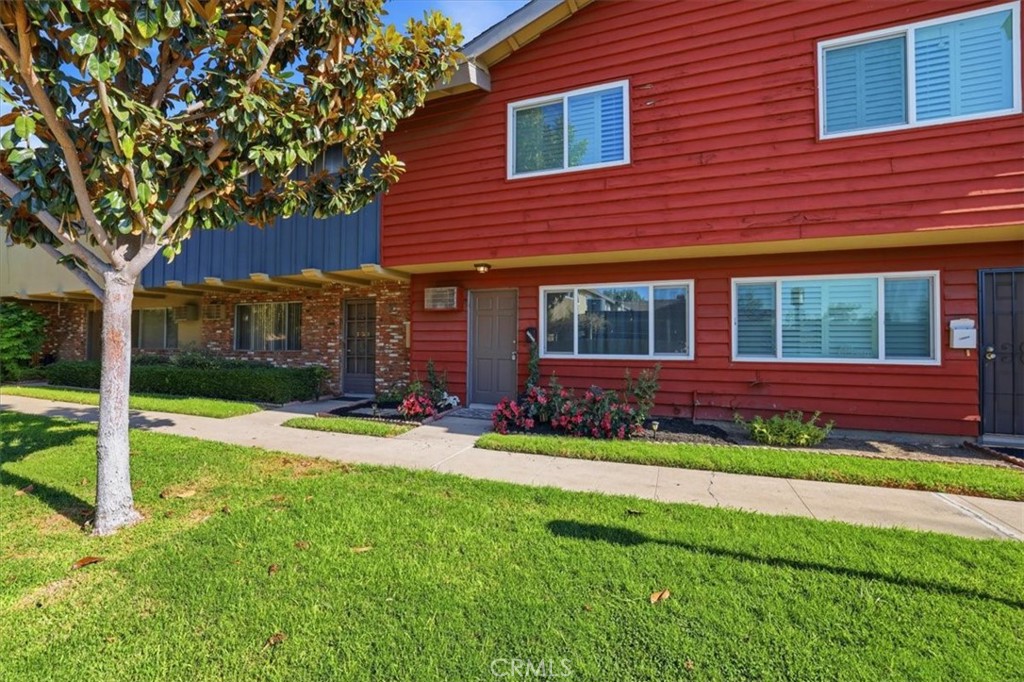 13656 Red Hill Property Photo 27