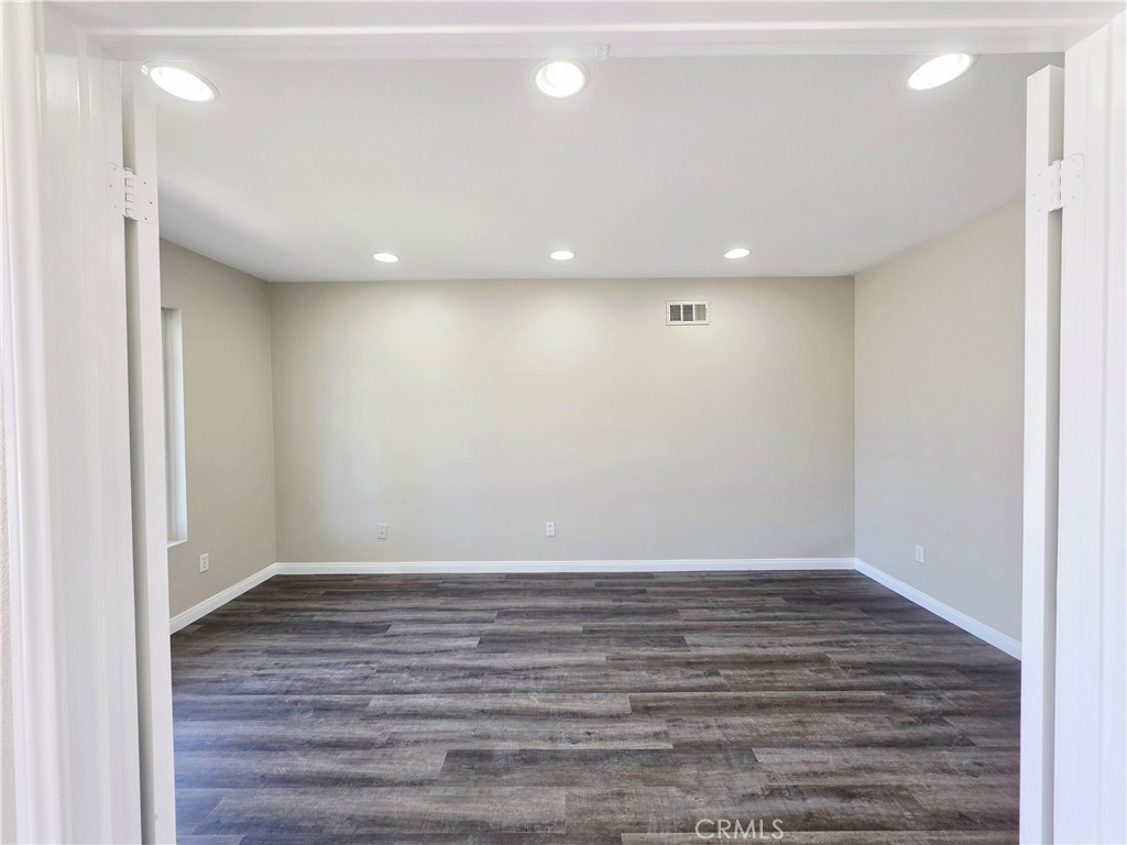 1068 Nighthawk Place Property Photo 10