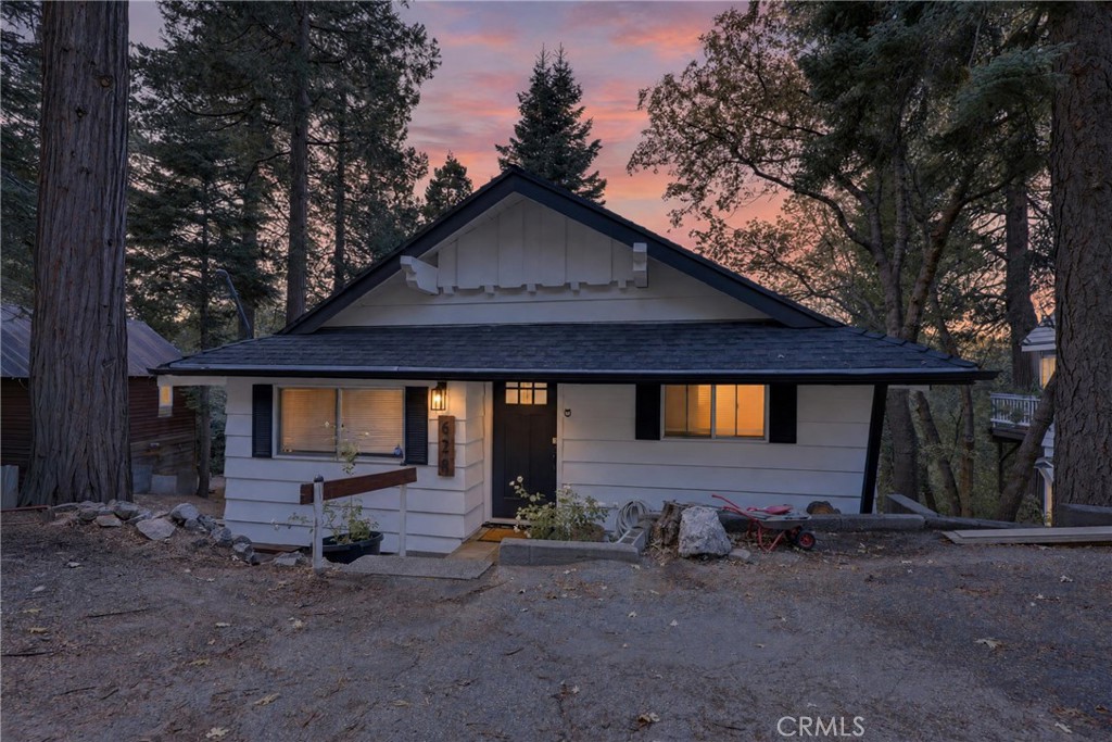 628 Rose Property Image