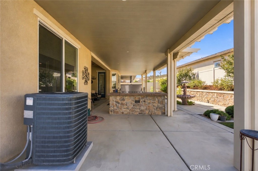 475 Whitney Peak Property Photo 45