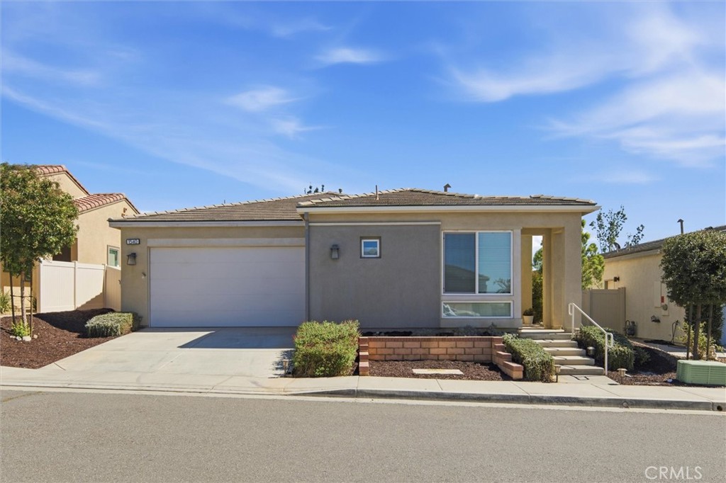1540 Sky Vista Property Photo 1
