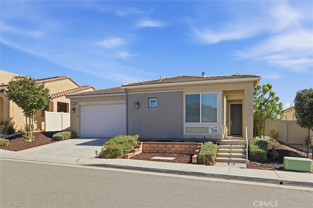 1540 Sky Vista Property Photo 3