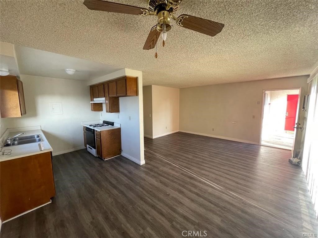 8647 Calle Del Prado Property Photo 2