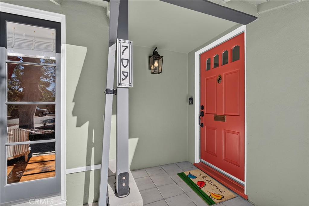 709 S Buena Vista Street Property Photo 6