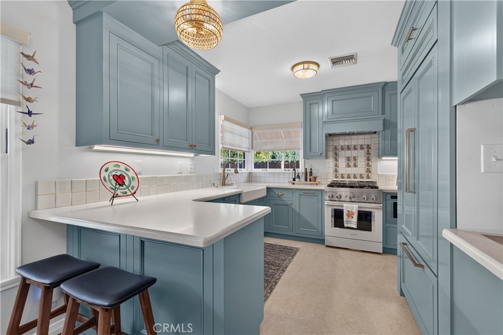 709 S Buena Vista Street Property Photo 12