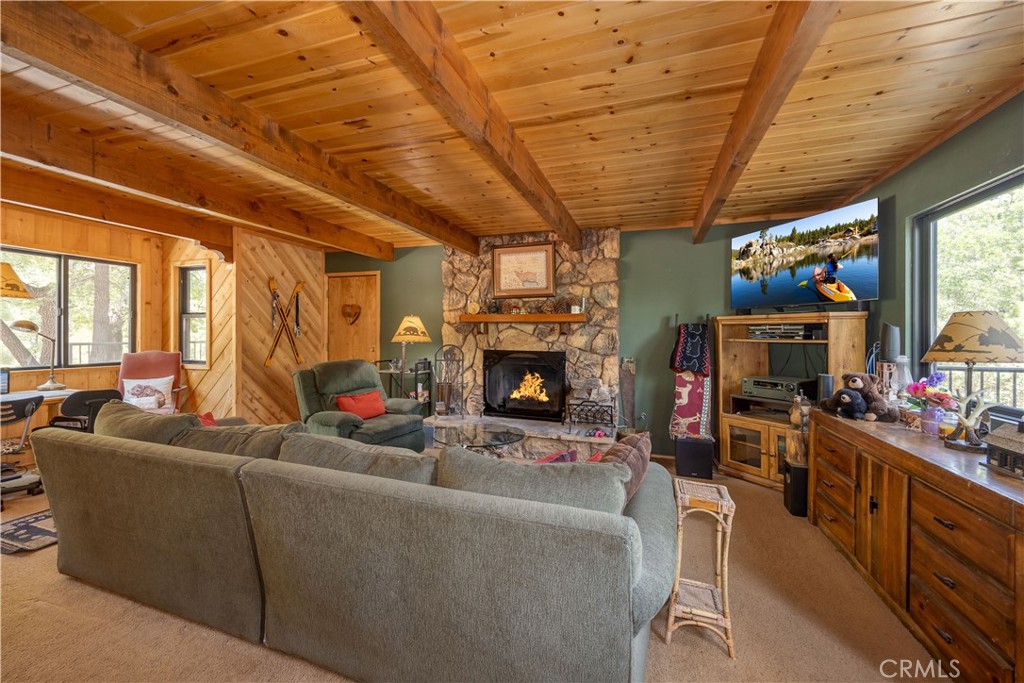 1608 Cascade Property Photo 3