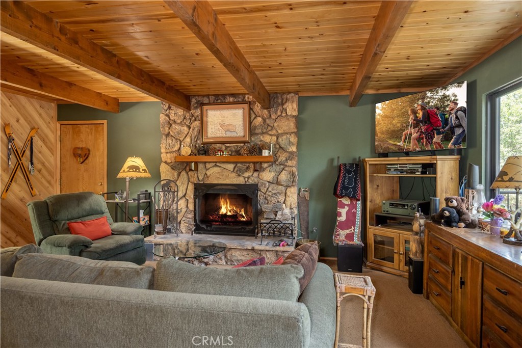 1608 Cascade Property Photo 4