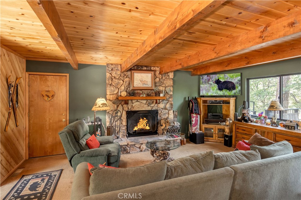 1608 Cascade Property Photo 5