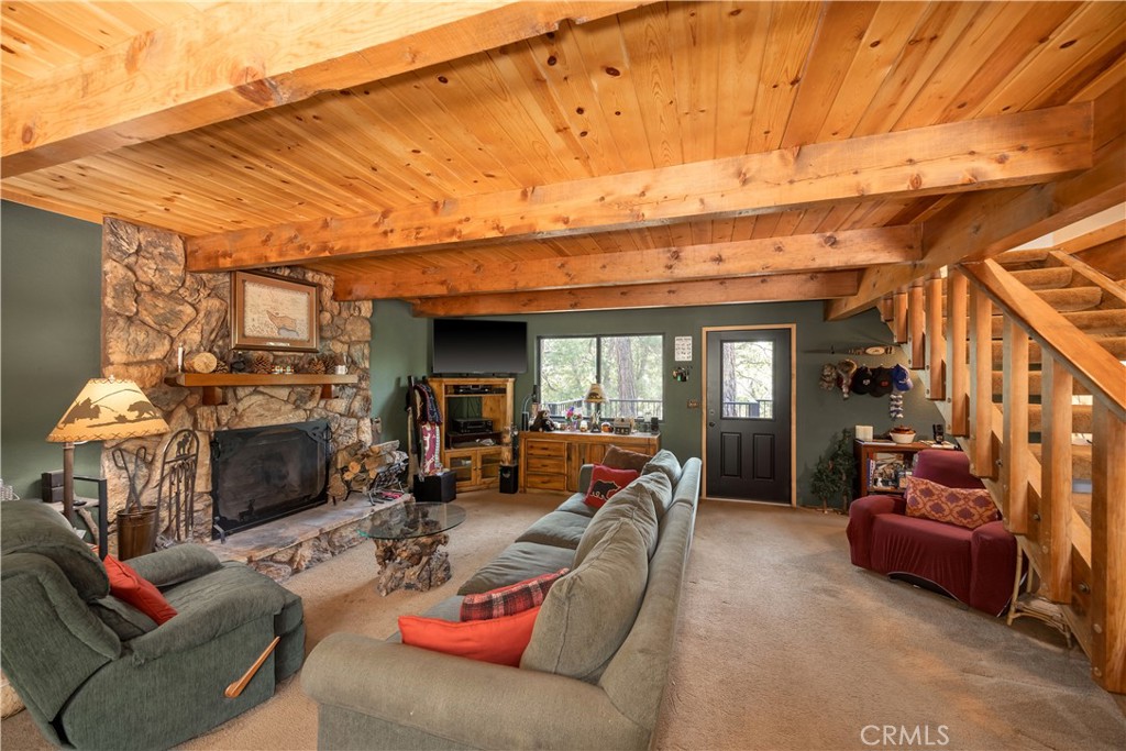 1608 Cascade Property Photo 6