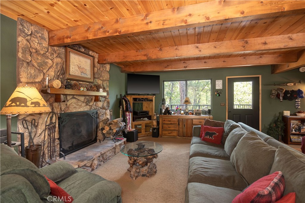 1608 Cascade Property Photo 7