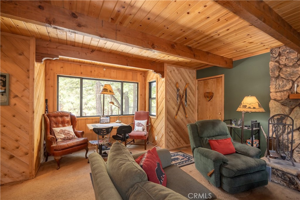 1608 Cascade Property Photo 8