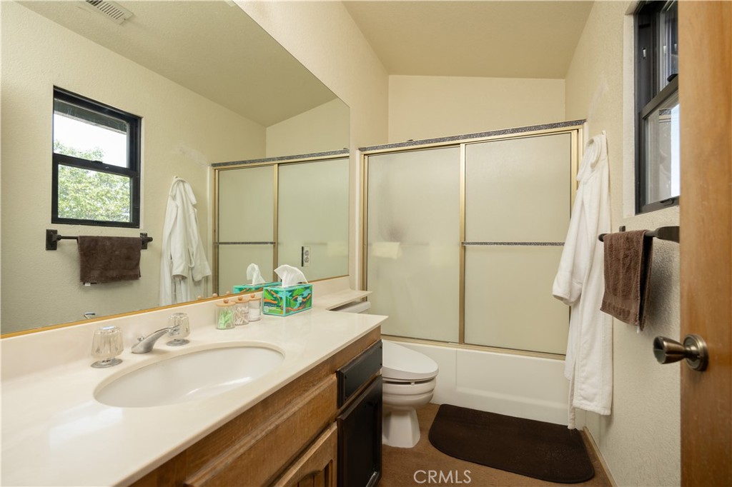 1608 Cascade Property Photo 22
