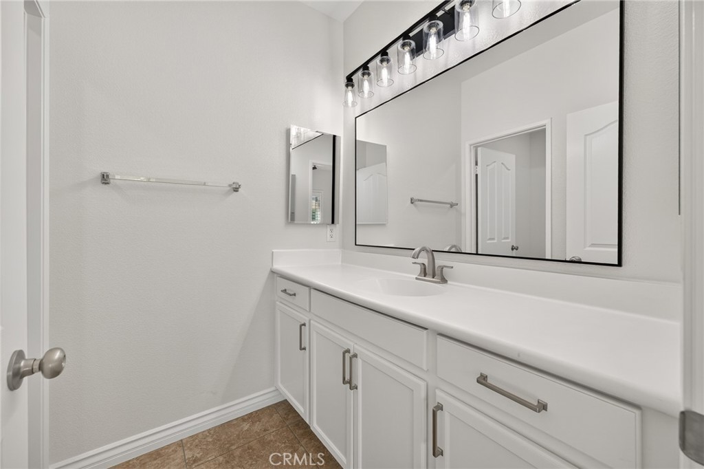 11869 Greenbluff Way Property Photo 8