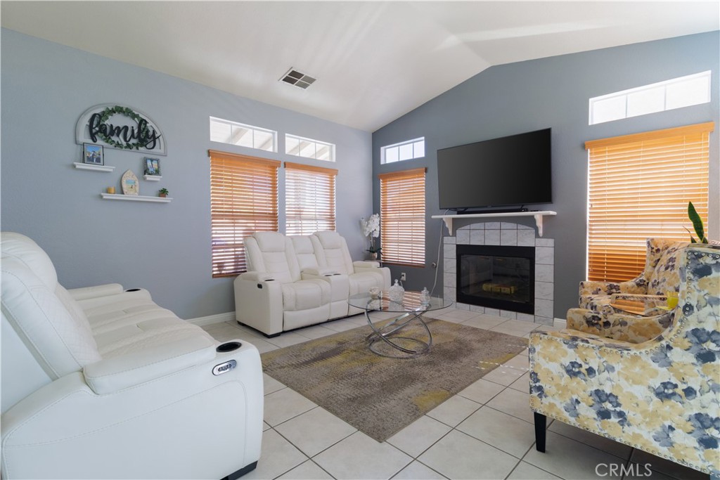 12573 Loma Verde Drive Property Photo 8