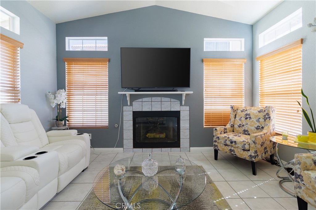 12573 Loma Verde Drive Property Photo 10
