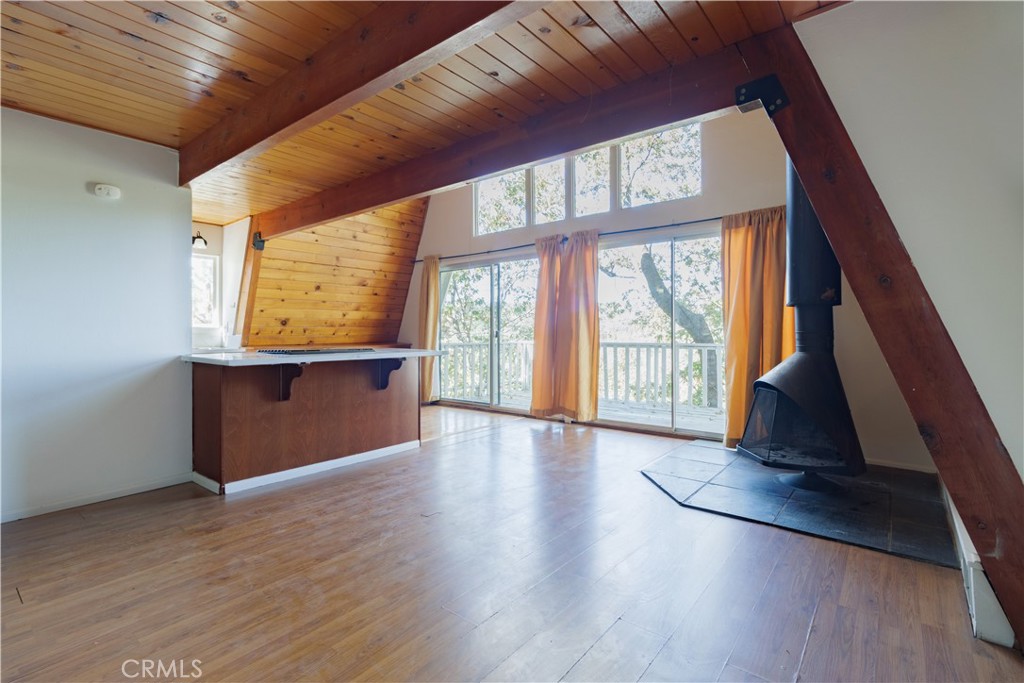 1415 Golden Rule Lane Property Photo 4