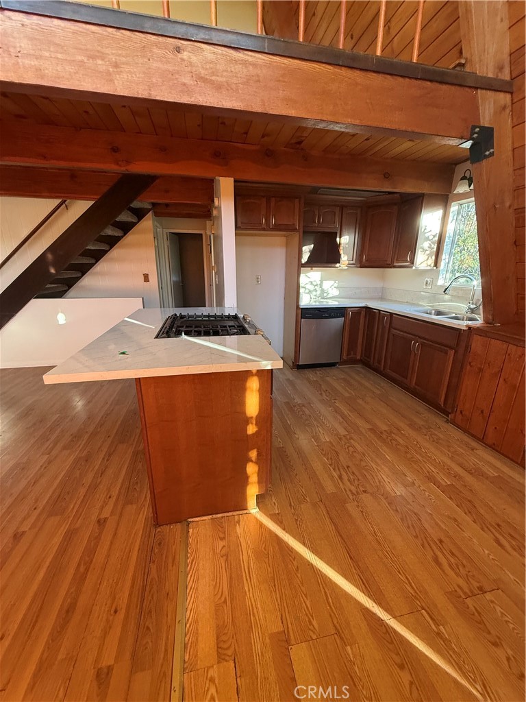 1415 Golden Rule Lane Property Photo 6