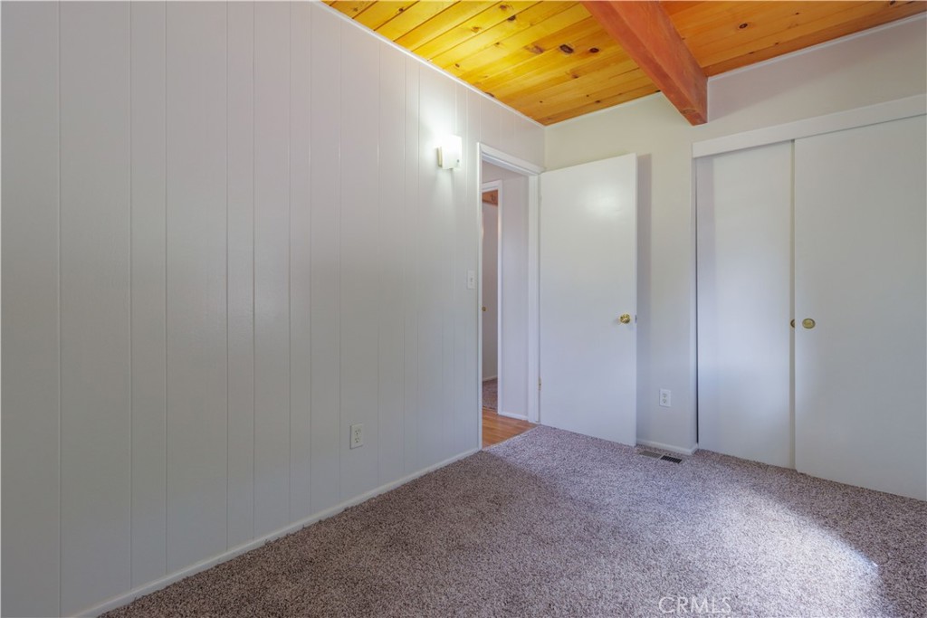 1415 Golden Rule Lane Property Photo 12