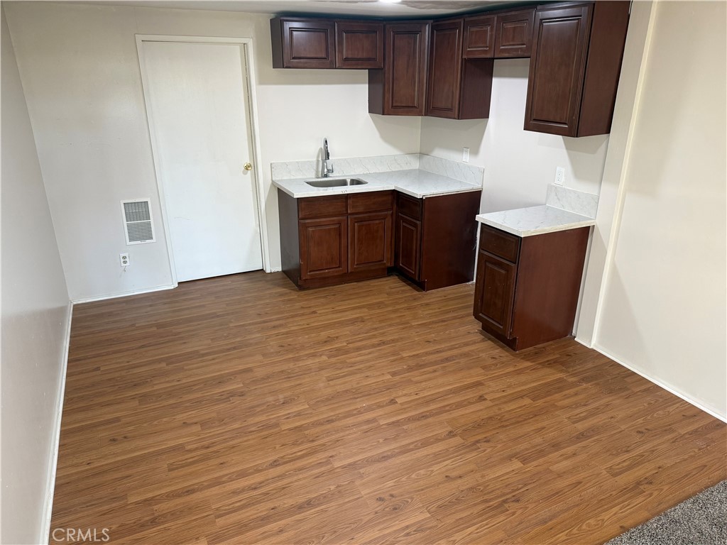 1415 Golden Rule Lane Property Photo 26