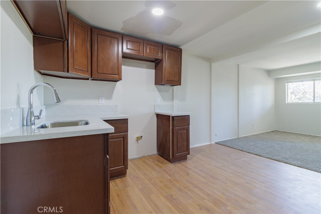 1415 Golden Rule Lane Property Photo 27
