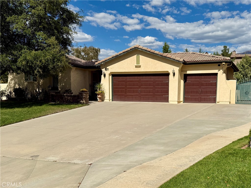 13920 Meadow View Lane Property Photo 1