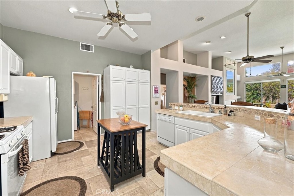 435 Rembrandt Drive Property Photo 19