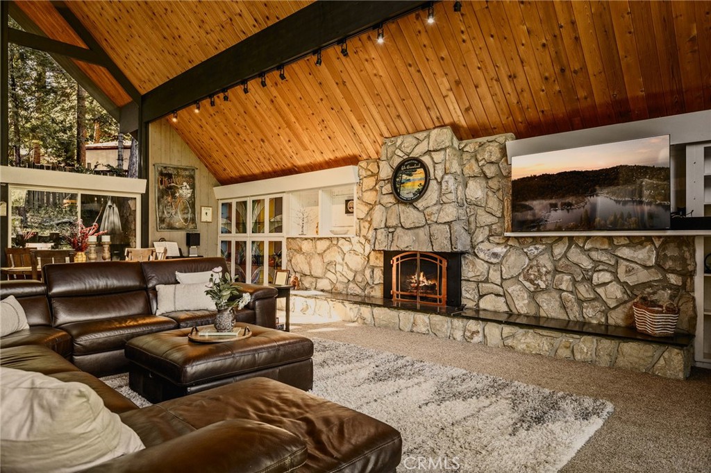 779 Grass Valley Property Photo 9