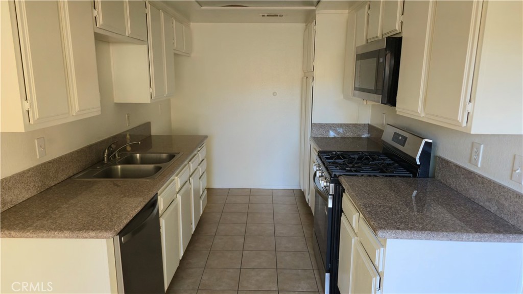 12420 Mount Vernon Property Photo 4