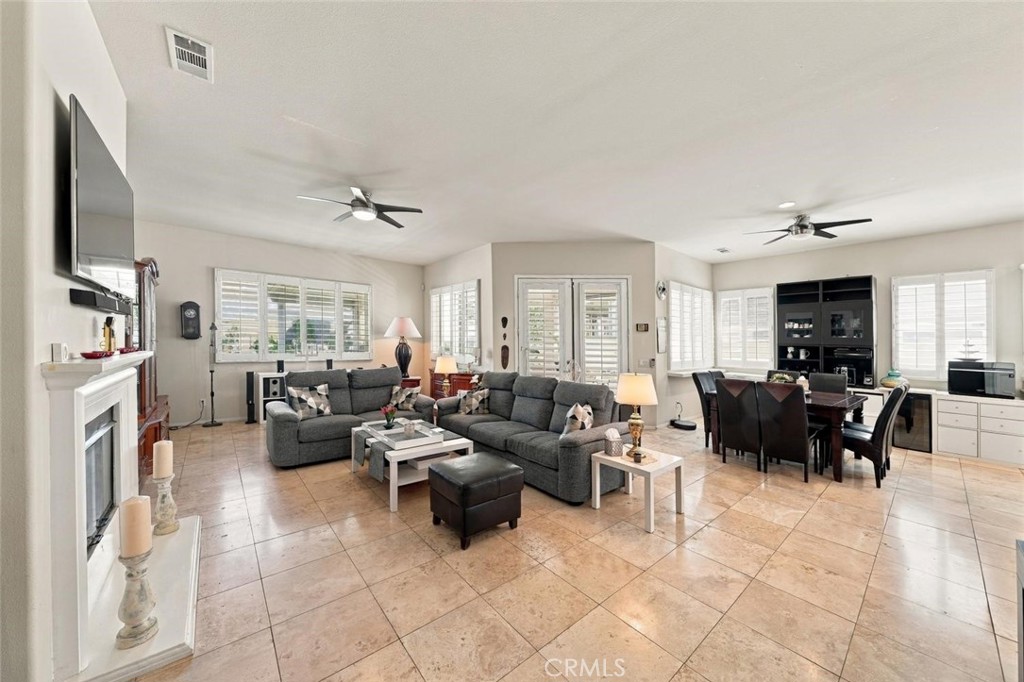 1160 Lantana Property Photo 5