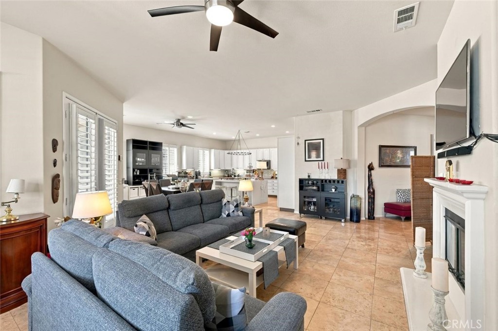 1160 Lantana Property Photo 7