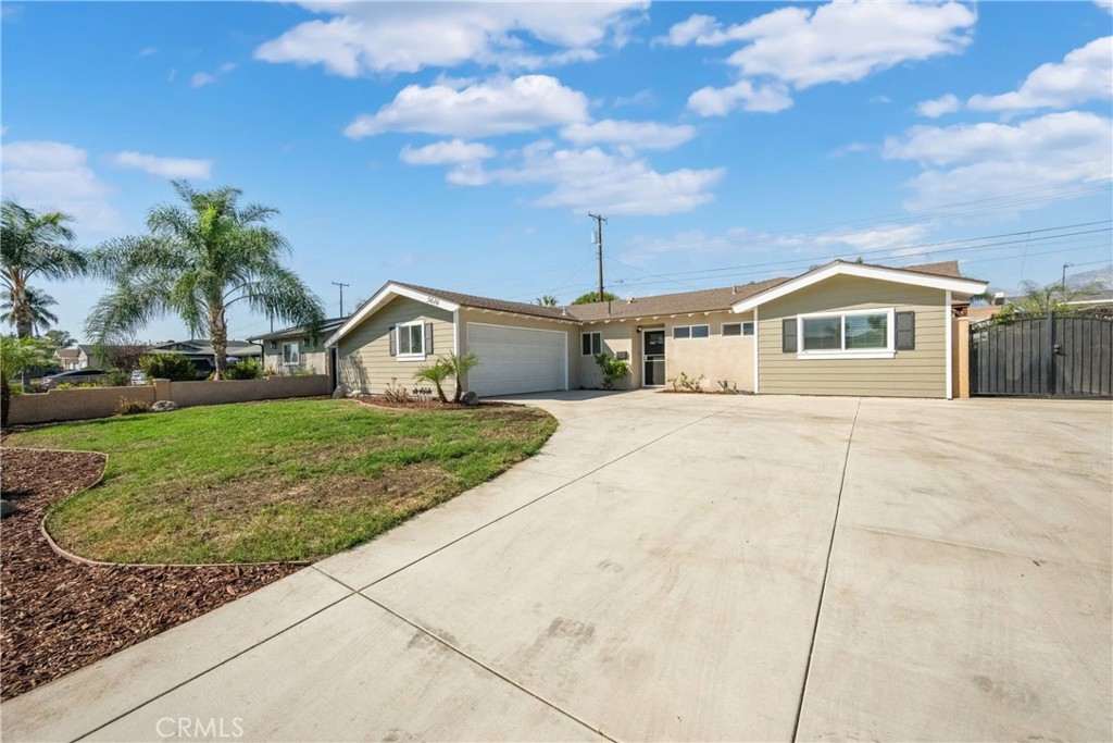 5616 Deodar Street Property Photo 2