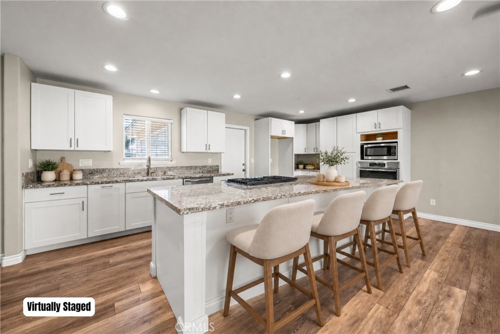 5616 Deodar Street Property Photo 3