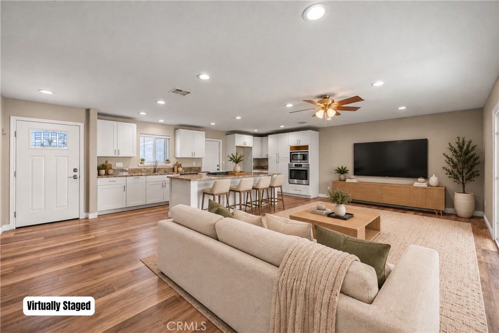 5616 Deodar Street Property Photo 7