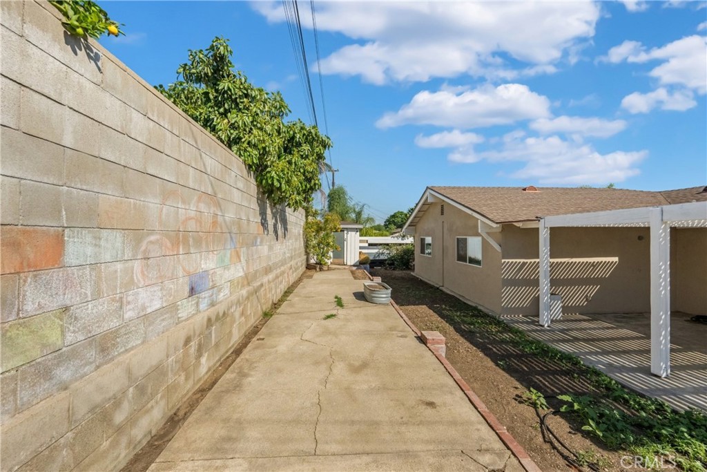 5616 Deodar Street Property Photo 34
