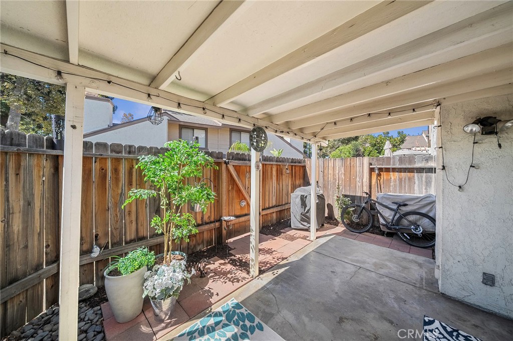 6635 Altawoods Way Property Photo 33