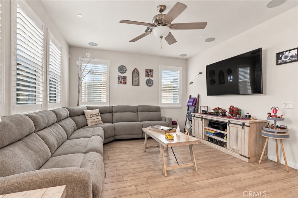 10529 Wilding Property Photo 4