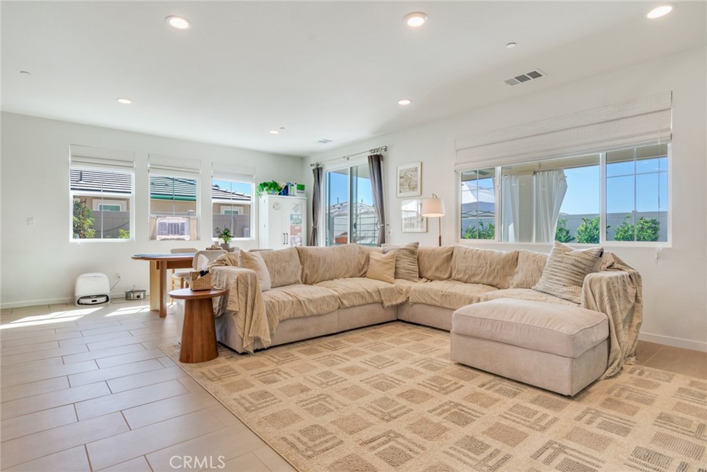 11412 Pinon Property Photo 8