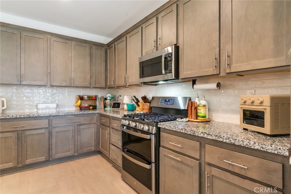 11412 Pinon Property Photo 10