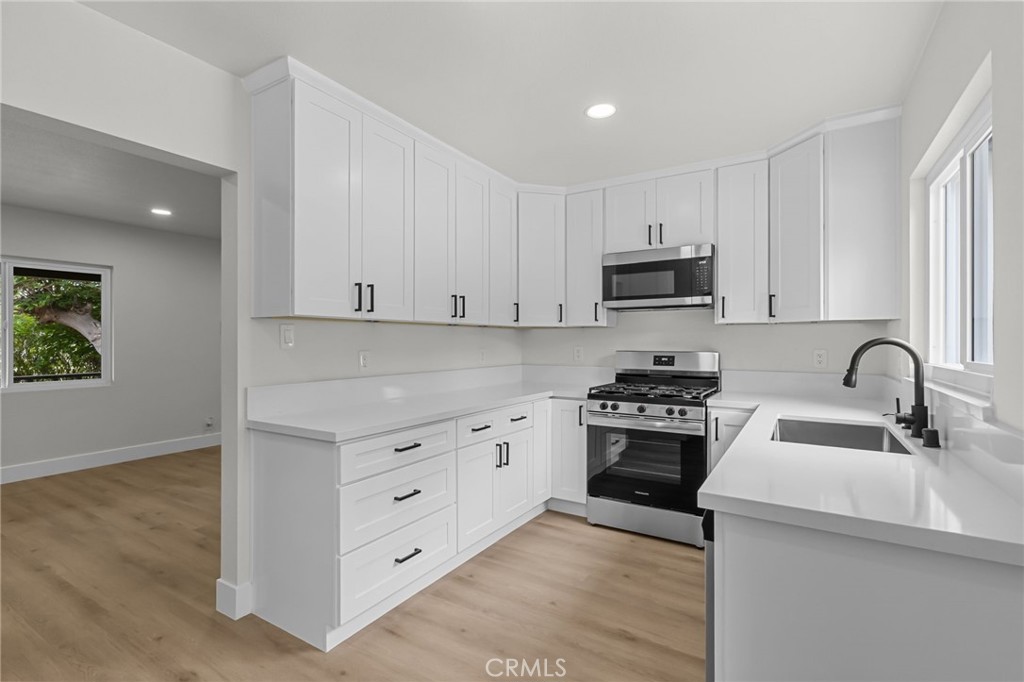 736 N Walnut Avenue Property Photo 15