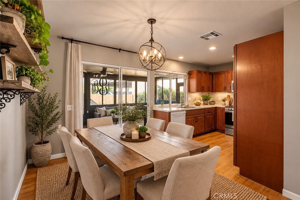 36202 Gingertree Property Photo 8