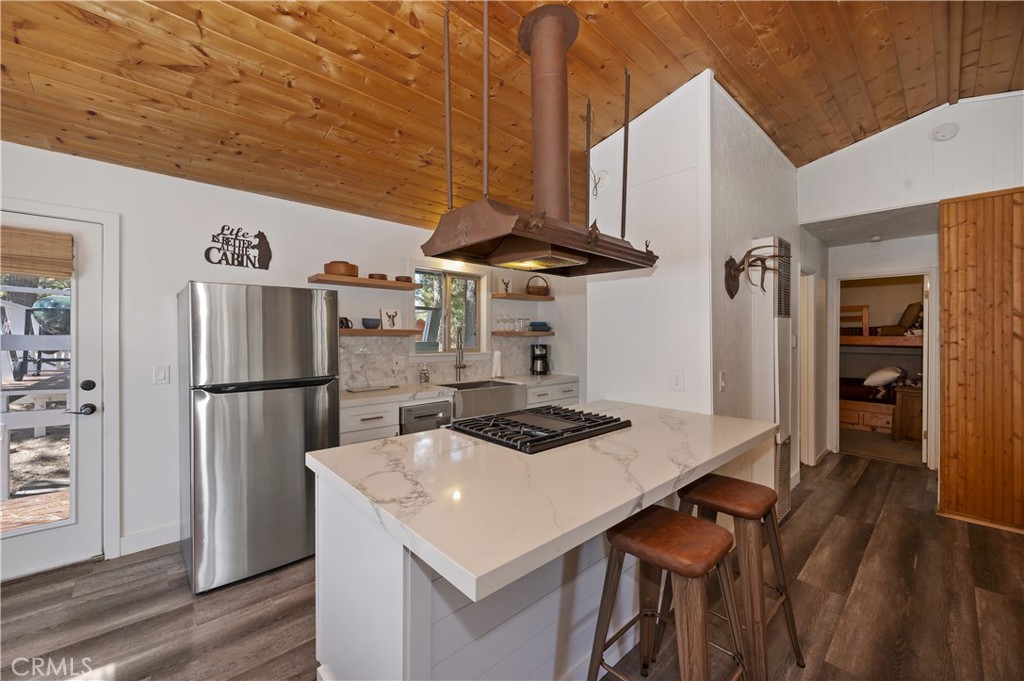 448 Quail Property Photo 6