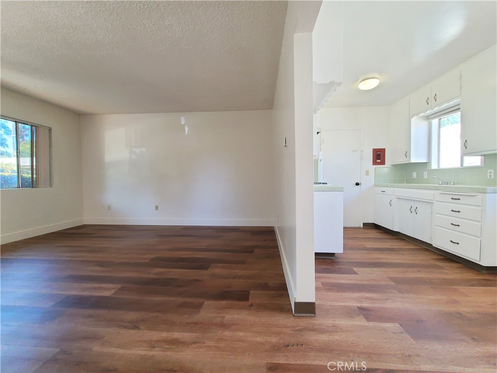 12716 4th Street 4 Property Photo 5