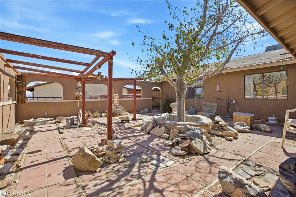 72311 Two Mile Property Photo 5